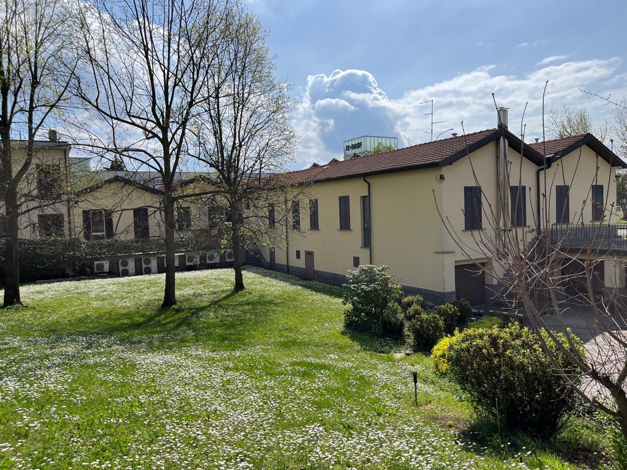 Alloggi Vitale Cesano Maderno Exterior foto
